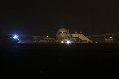 Malaysia Airlines flight MH192 from Kuala Lumpur to Bangalore is seen at Kuala Lumpur International Airport in Sepang outside Kuala Lumpur April 21, 2014. REUTERS/Samsul Said