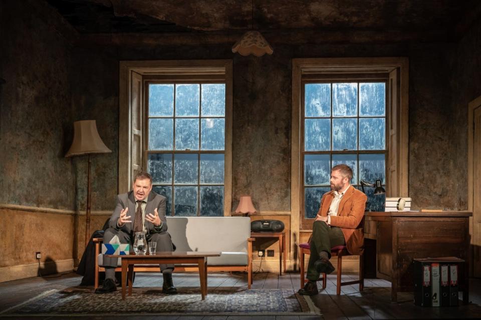 Brendan Coyle and Rory Keenan in Shining City (Marc Brenner)