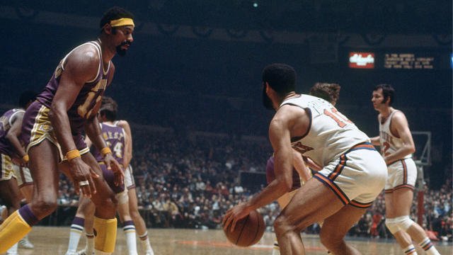 Wilt Chamberlain's 1972 Lakers jersey for sale at auction - Los