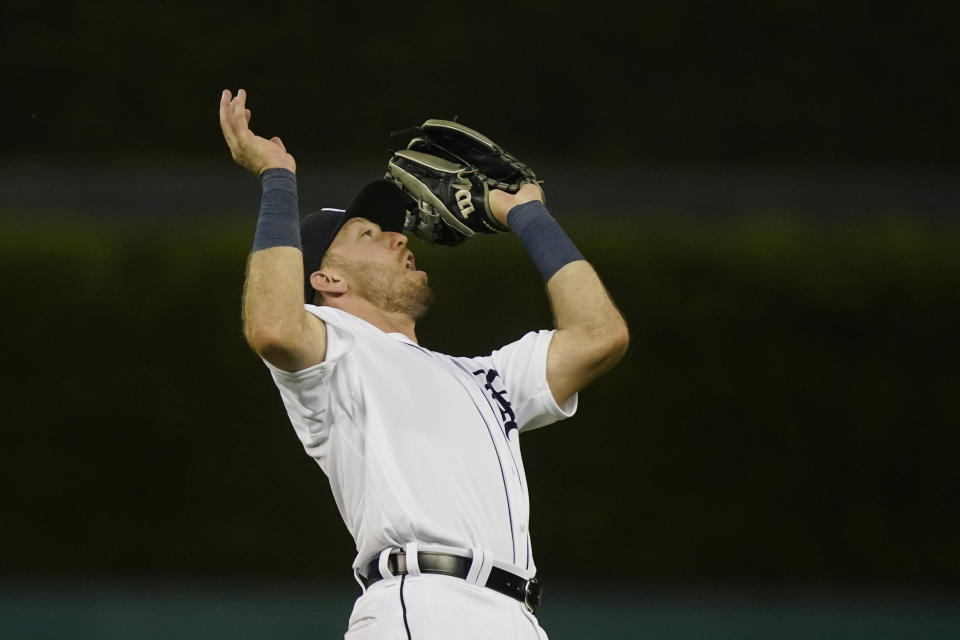 Detroit Tigers second baseman Kody Clemens catches the popup hit by Minnesota Twins' Jorge Polanco during the seventh inning of the second baseball game of a doubleheader, Tuesday, May 31, 2022, in Detroit. (AP Photo/Carlos Osorio)