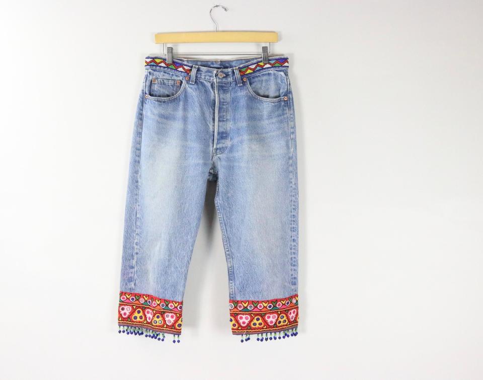 Embroidered capri jeans