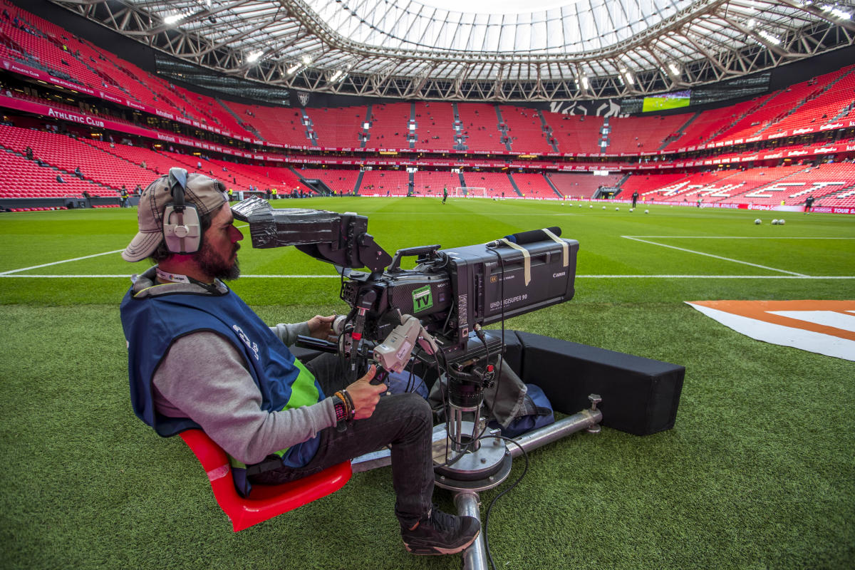 Advierten sobre el peligro de ver partidos de fútbol gratis desde el  celular o la Tablet - El Riograndense