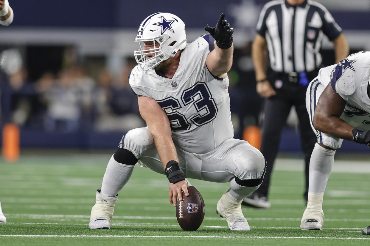 ARLINGTON, TX - DECEMBER 10: Dallas Cowboys center Tyler Biadasz (63) calls the offensive line signals during the game between the Dallas Cowboys and the Philadelphia Eagles on December 10, 2023 at AT&T Stadium in Arlington, Texas. (Photo by Matthew Pearce/Icon Sportswire via Getty Images)