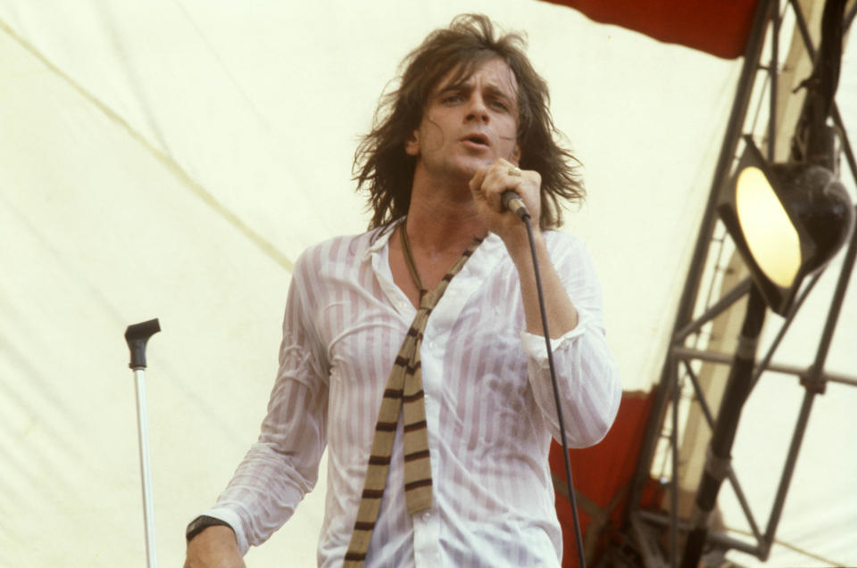 Eddie Money performing on stage in 1970.