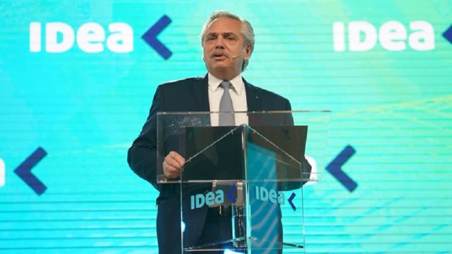 El presidente Alberto Fernández recibió de parte de IDEA un plan para el desarrollo de la Argentina