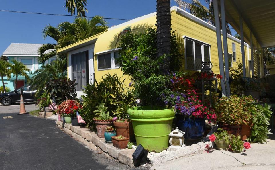 Bradenton Beach’s Pines Trailer Park has been sold to a new owner.