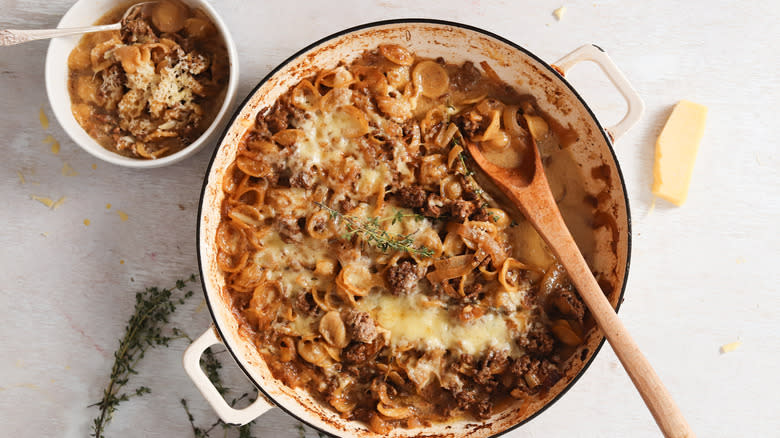 french onion soup pasta