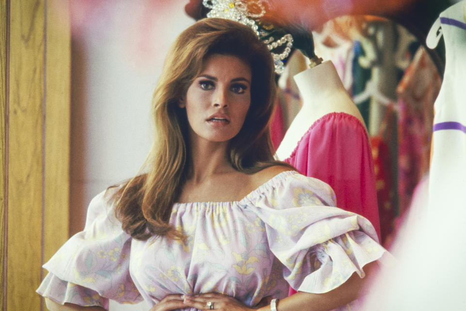 Raquel Welch (Silver Screen Collection / Getty Images file)