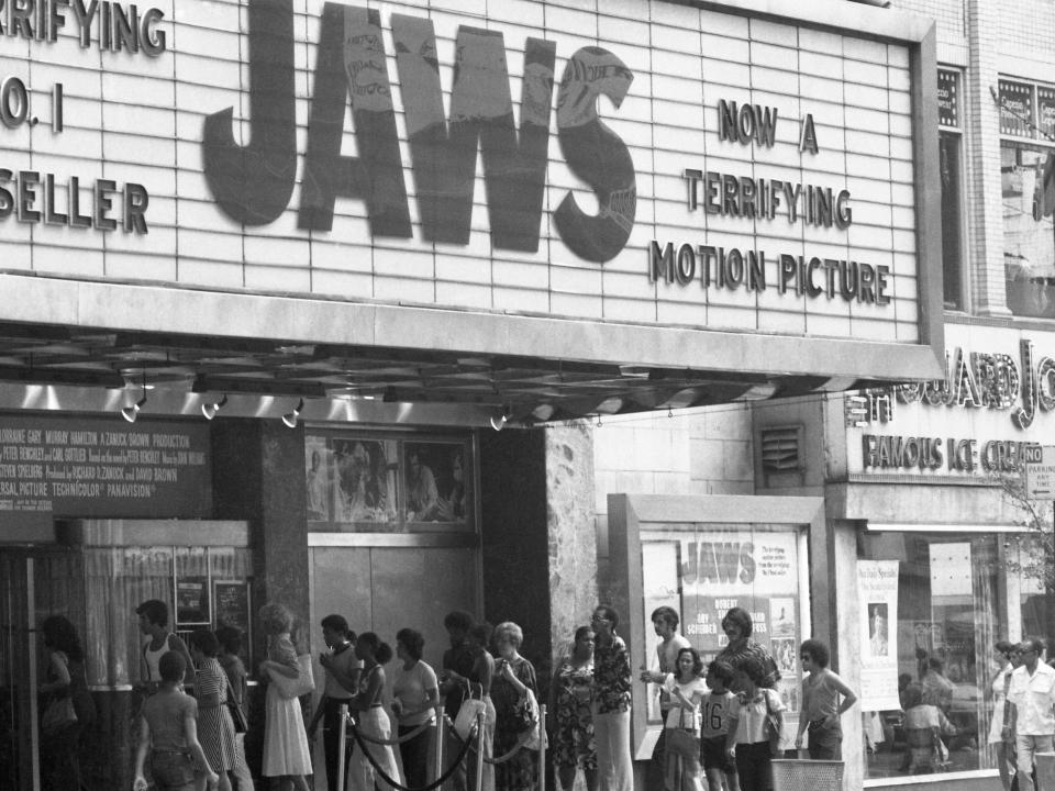 People queue to see "Jaws"