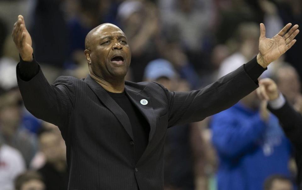 Florida State coach Leonard Hamilton directs his team during the first half against Duke on Saturday, March 16, 2019 during the ACC Tournament championship game at the Spectrum Center in Charlotte, N.C.