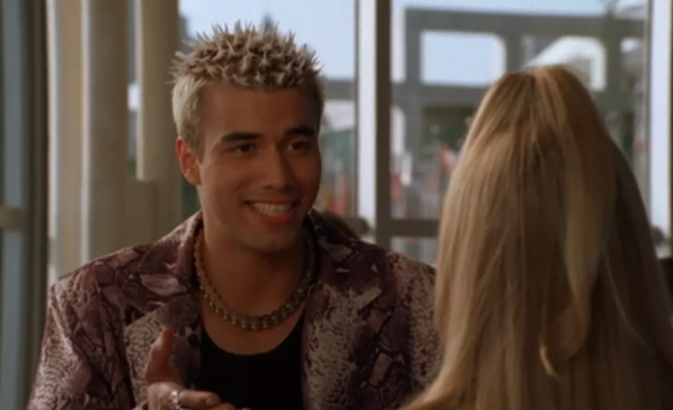 Proto Zoa on Earth in "Zenon"