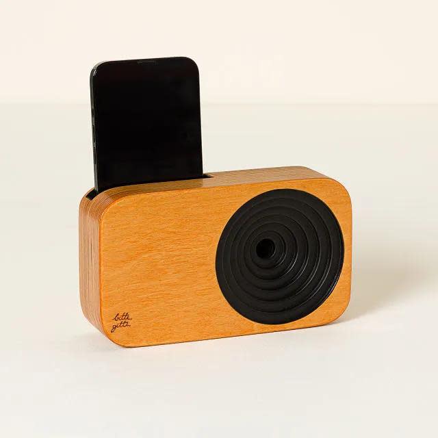 <p><a href="https://go.redirectingat.com?id=74968X1596630&url=https%3A%2F%2Fwww.uncommongoods.com%2Fproduct%2Fwooden-amplifying-phone-speaker&sref=https%3A%2F%2Fwww.countryliving.com%2Fshopping%2Fgifts%2Fg45699567%2Fbest-tech-gifts%2F" rel="nofollow noopener" target="_blank" data-ylk="slk:Shop Now;elm:context_link;itc:0;sec:content-canvas" class="link ">Shop Now</a></p><p>Wooden Amplifying Phone Speaker</p><p>uncommongoods.com</p><p>$59.00</p>