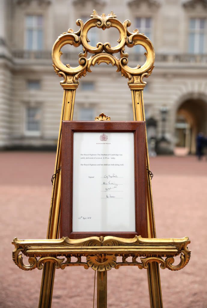 Buckingham Palace announces the birth.