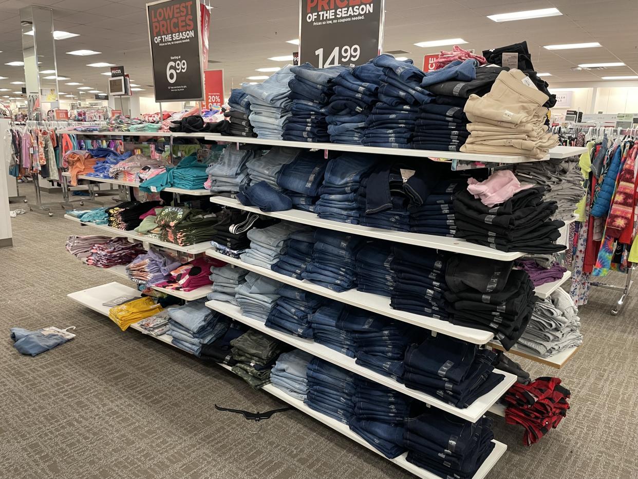 The too much inventory problem spotted again, this time for jeans.