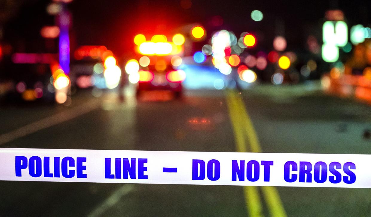 Police in Columbus, Ohio, are investigating a shooting in which one person was killed and five others were wounded.