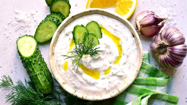 Homemade tzatziki sauce 