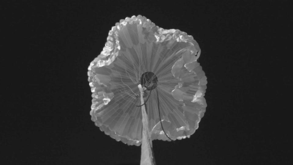 This high-definition NASA image shows the final supersonic parachute test for NASA's 2020 Mars rover. NASA tested the parachute during a Sept. 7, 2018 suborbital rocket launch to mimic Mars landing conditions. <cite>NASA/JPL-Caltech</cite>