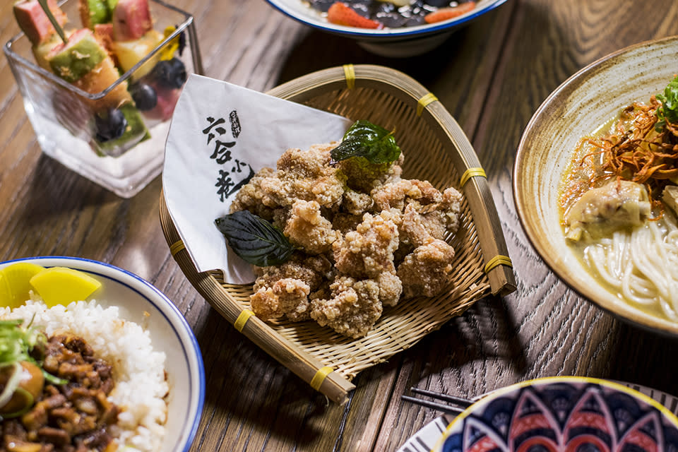 北角美食︱花燈高掛台灣菜小店 席前加湯！黑麻油蟲草花雞湯麵