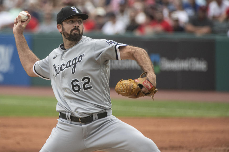Chicago White Sox starting pitcher Jesse Scholtens delivers against the Cleveland Guardians during the first inning of a baseball game in Cleveland, Sunday, Aug. 6, 2023. (AP Photo/Phil Long)