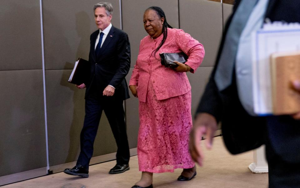 Antony Blinken and South Africa's Foreign Minister Naledi Pandor - Andrew Harnik/Pool via REUTERS