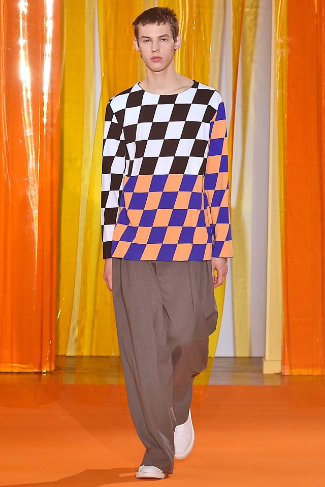 Louis Vuitton, Shirts, Louis Vuitton X Virgil Abloh Runway Orange Tshirt