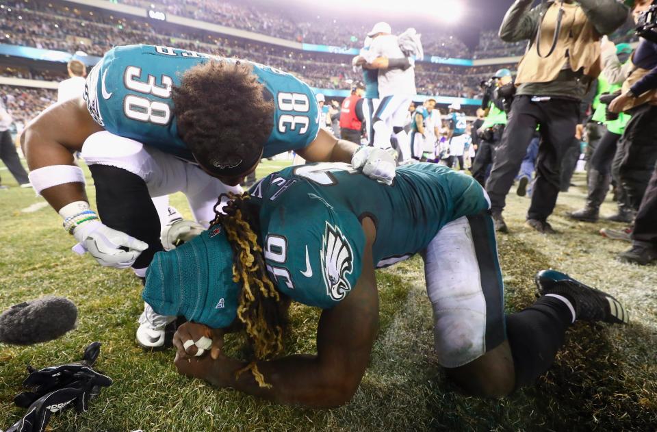 An emotional Ajayi on the sidelines after helping the Eagles win the NFC Championship