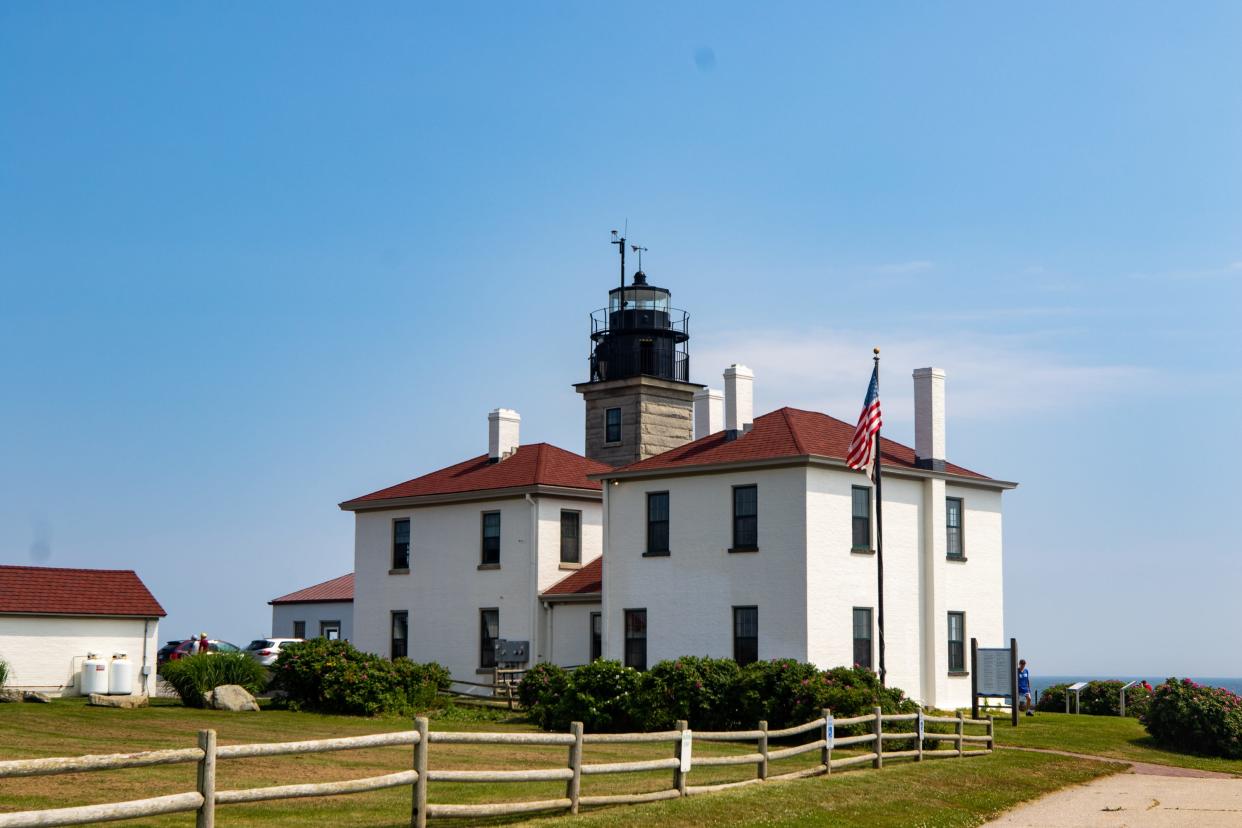 The Beavertail Lighthouse and its attendant buildings, now a museum, are now the state's property, but volunteers will continue to maintain the facilities.