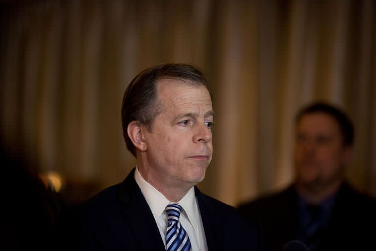 US special representative for North Korea policy Glyn Davies (centre) speaks to the media at a hotel in Beijing, on January 25, 2013. Davies -- the top US envoy on North Korea -- has dismissed hopes for an immediate diplomatic solution over Pyongyang's expected nuclear test, saying the isolated state was "bent on playing a game of risk"