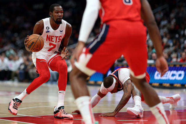 LeBron James praises Kevin Durant for instantly 'iconic' moment in Nets win  vs. Wizards