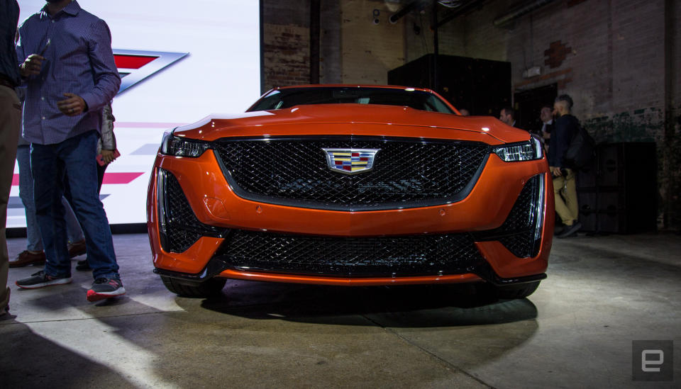 2020 Cadillac CT5-V unveil