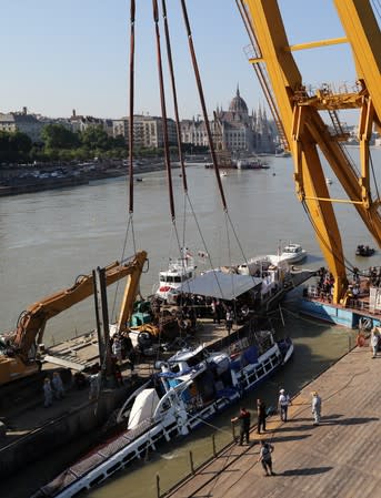 Tourist boat salvage in Budapest