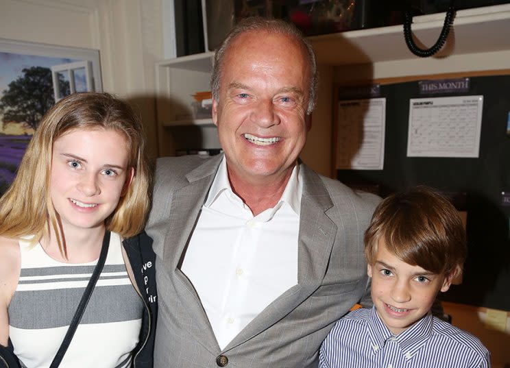 Mason Grammer, father Kelsey, and brother Jude in 2016. (Photo: Getty Images)