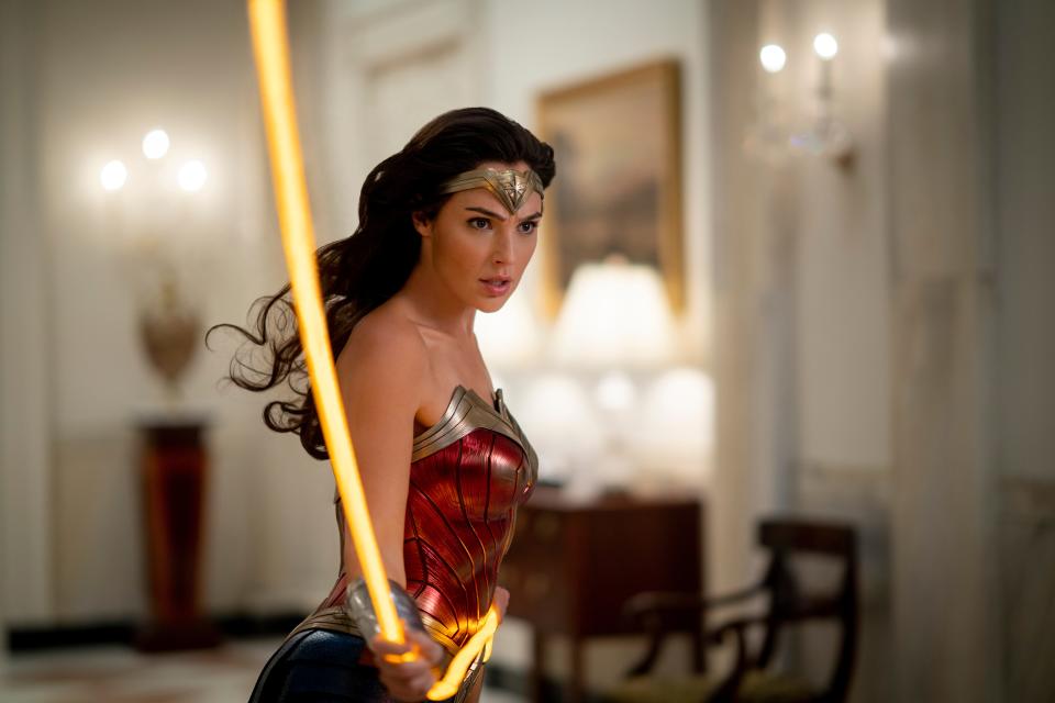 Gal Gadot has things in hand as the title superhero in "Wonder Woman 1984."