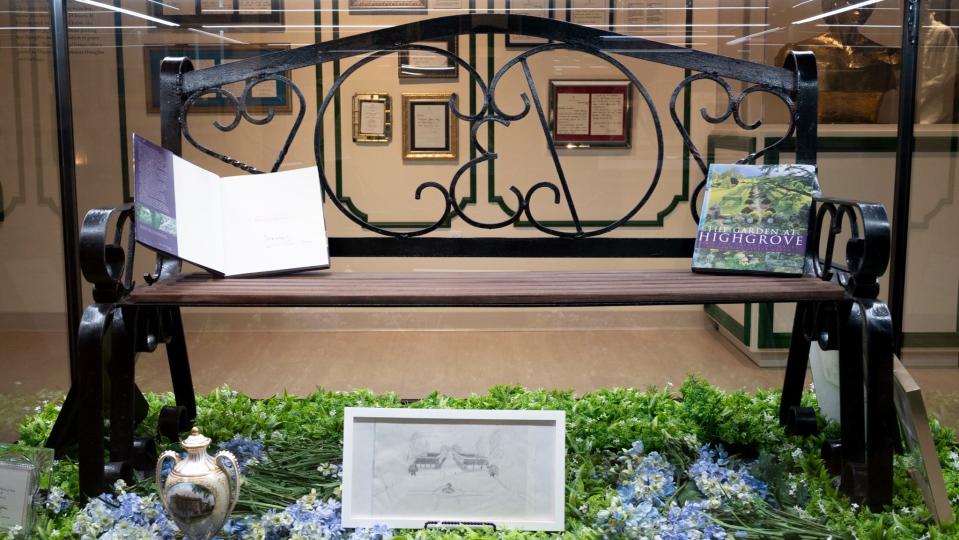 A black wrought iron bench gifted to Prince Charles and Princess Diana as a wedding present in 1981.