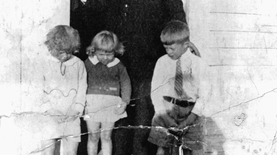 young jimmy carter with father and sisters