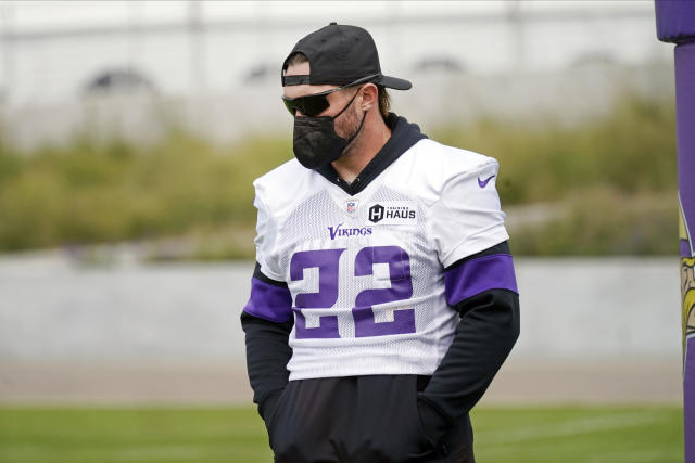 Vikings agree to contract extension with Harrison Smith, reportedly making  him second highest-paid safety