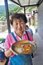到北竿不可錯過著名的老酒麵綫，以馬祖老酒加蛋製成，一碗120新台幣（約HK$28）。