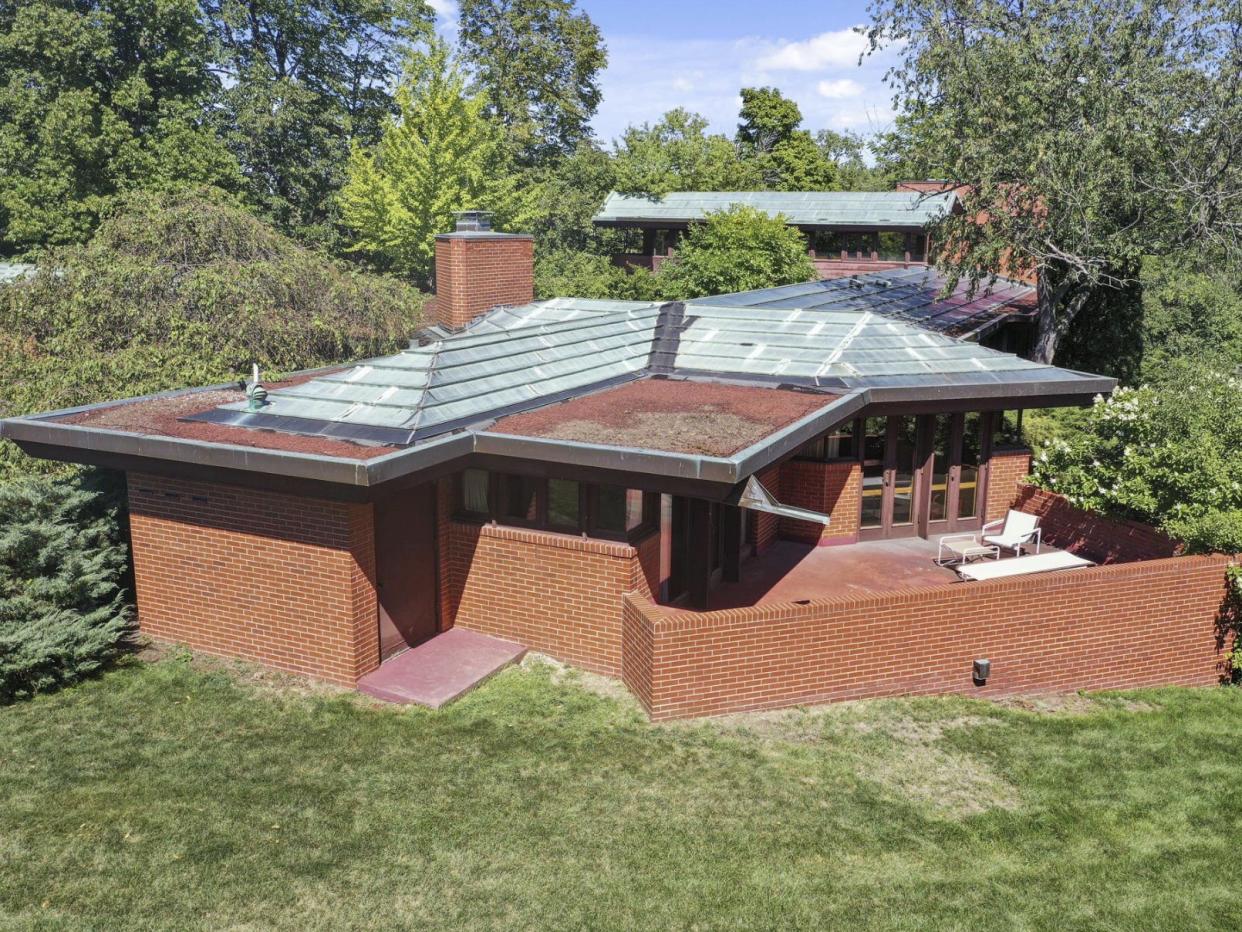 a Frank Lloyd Wright home in Mount Pleasant, Wisconsin, that listed for $725,000 in its market debut