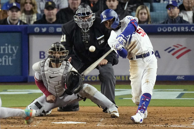 Lewis' pinch-hit homer lifts D-backs over Dodgers 2-1 - ABC7 Los Angeles