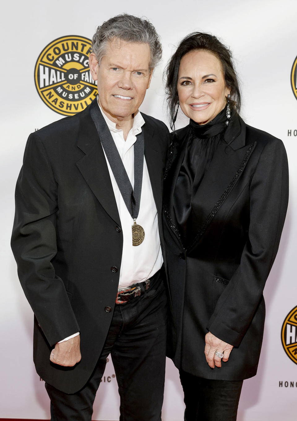 Randy Travis and Mary Davis  (Jason Kempin / Getty Images)