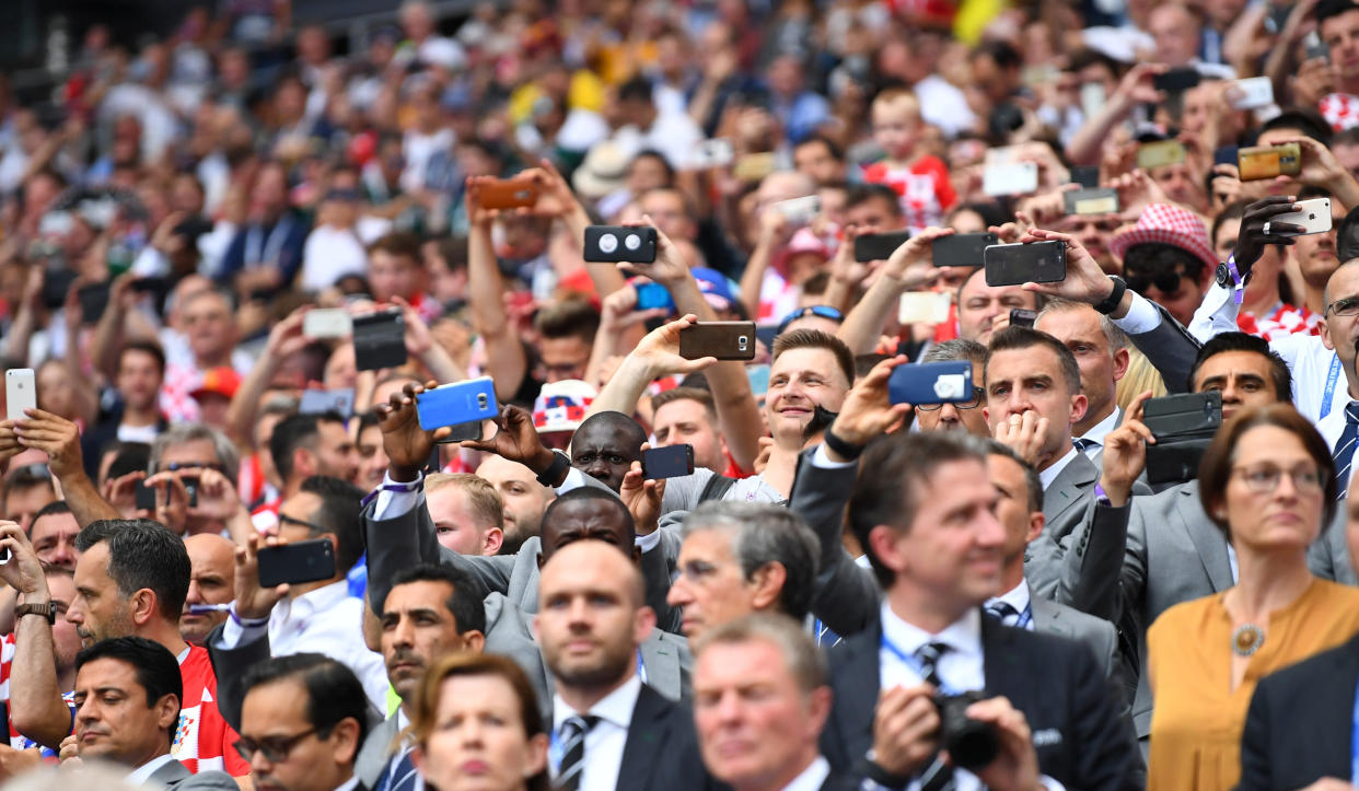 Aficionados en la grada durante la final del último Mundial en Moscú. Foto: REUTERS/Dylan Martínez