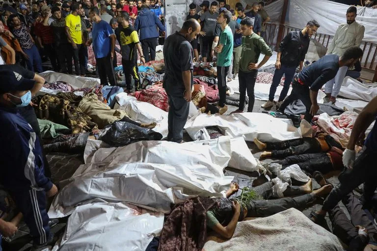 Personas fallecidas en el hospital de Gaza