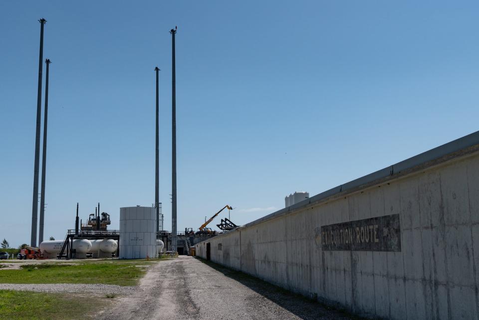 Relativity Space's Launch Complex 16, complete with the recently finished hangar and pad infrastructure for the company's 3D-printed Terran 1 rocket, is seen in April 2022.