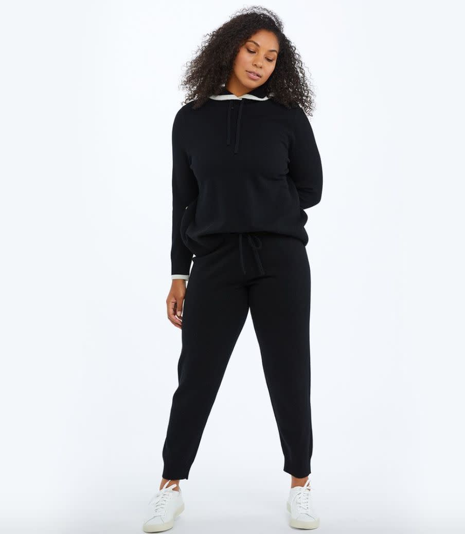 A splurge-worthy gift, these wool and cashmere sweatpants would make anyone would gave up on wearing jeans this year happy. These sweatpants are meant to be cozy with a ribbed cuffs and a drawstring waist &mdash; so no more shivering during the cold winter nights. <a href="https://fave.co/2K66hLt" target="_blank" rel="noopener noreferrer">﻿Find them for $95 at SummerSalt</a>.