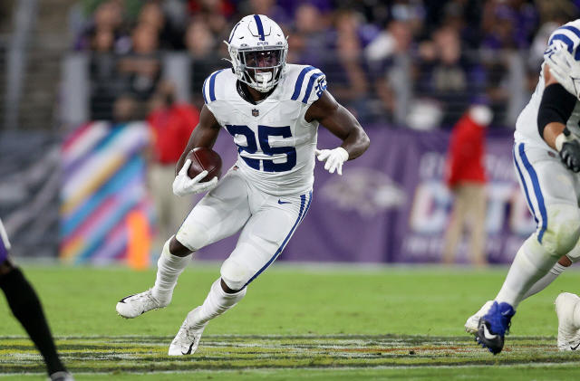 Colts free agent RB Marlon Mack to sign with Texans