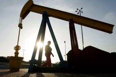 Oil prices continued to slip on Wednesday morning in Asia