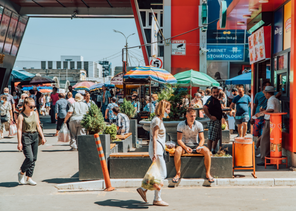 People shopping at Pieta Central market in Chisinau