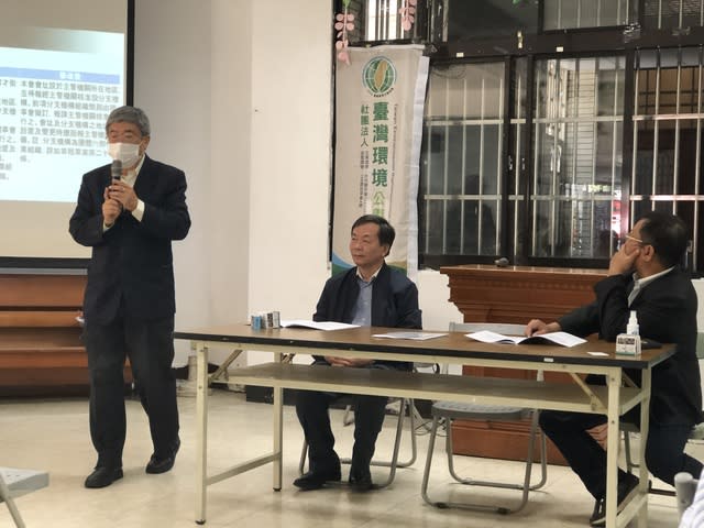 洪正中續任台灣環境公義協會理事長，將舉辦小水力發電社區化研討會，推廣具綠能特性又具蓄水功能的小水力。（photo by 劉東皋／台灣醒報）