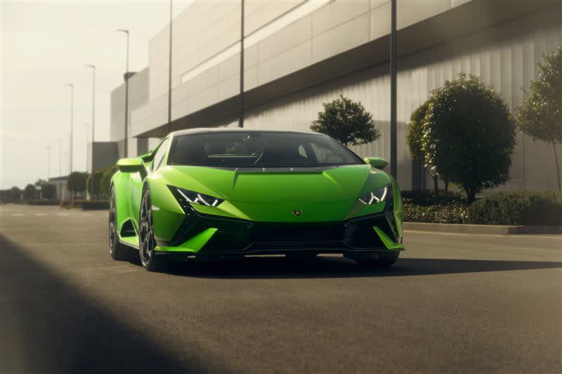 藍寶堅尼發表全新後驅中階小牛Huracán Tecnica。（圖／翻攝自Lamborghini官網）