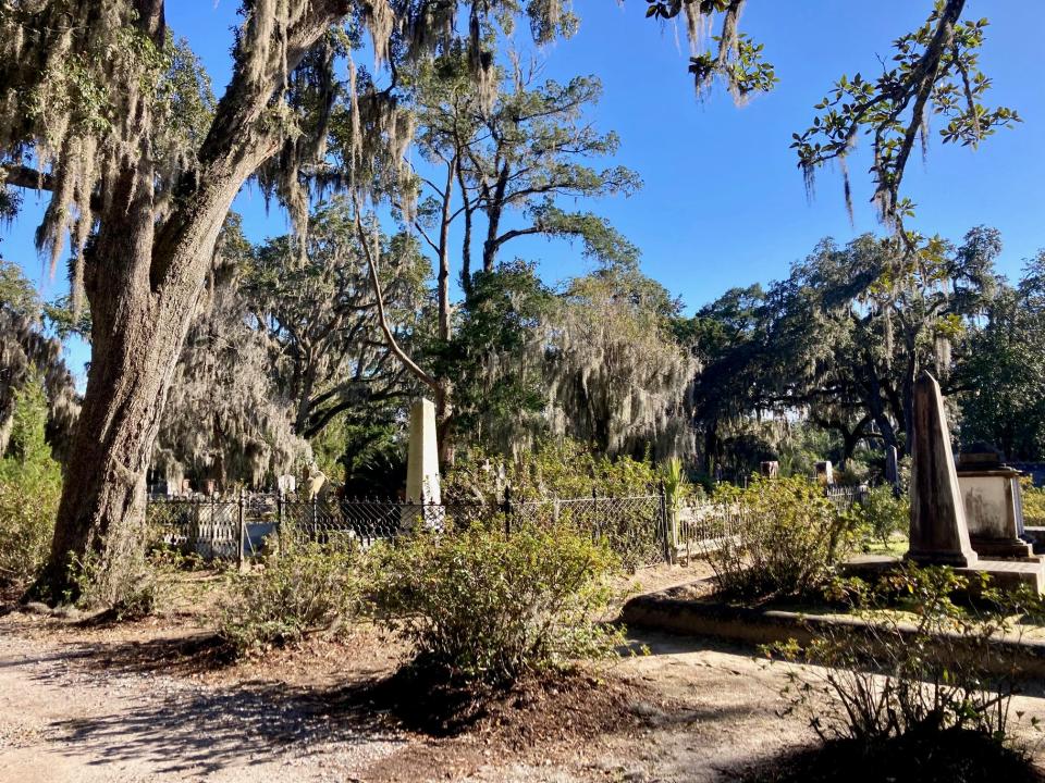 A quiet and bright moment at Bonaventure Cemetery